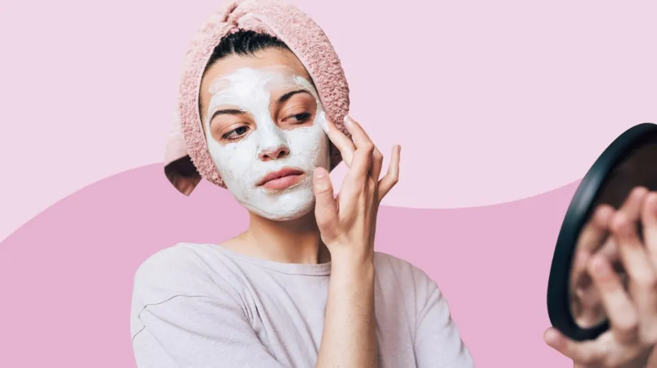 How to Remove a Facial Mask? Complete Guide