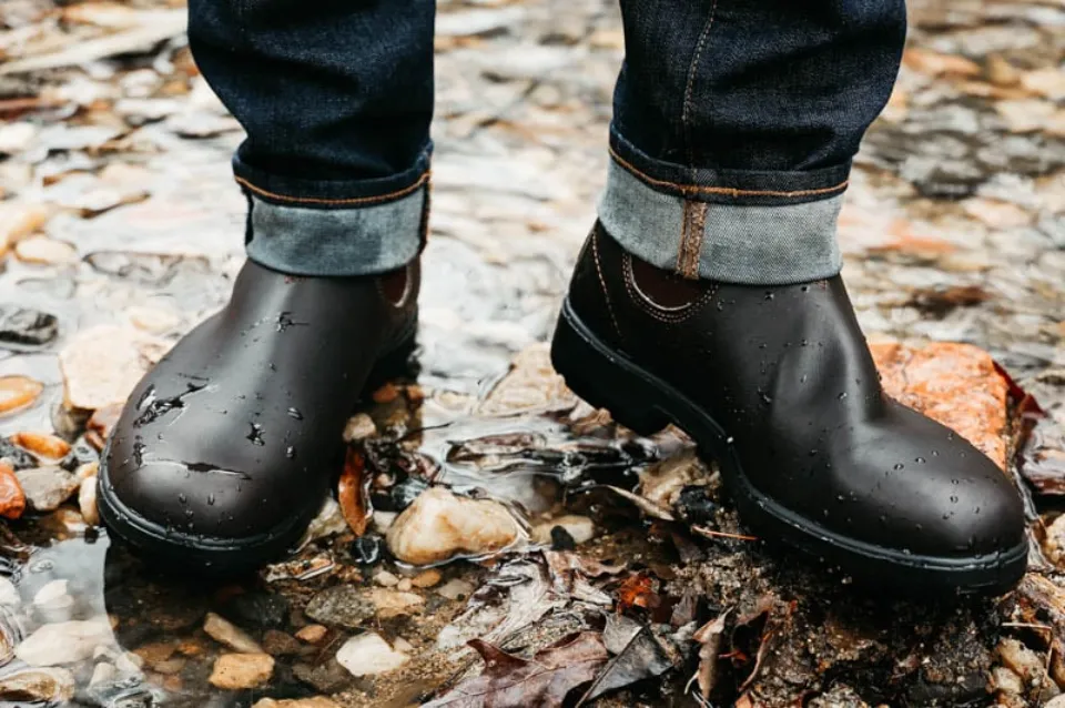 Are-Blundstones-Waterproof